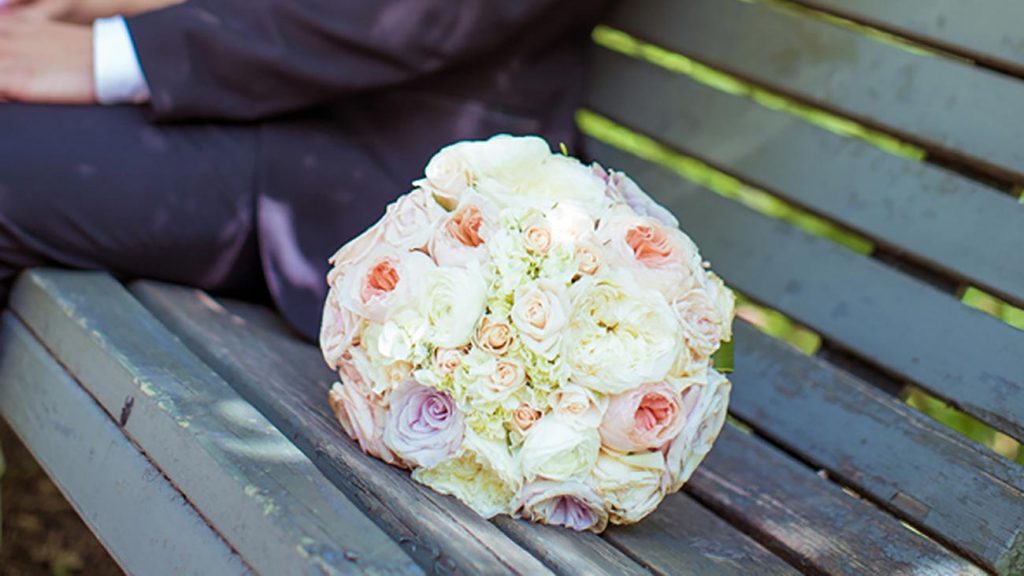 wedding bouquet pastel